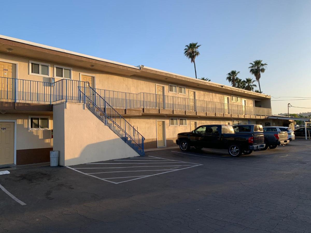 American Inn - Perris Εξωτερικό φωτογραφία